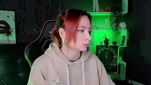 _HelenCarter on StripChat 