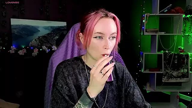 _HelenCarter on StripChat 
