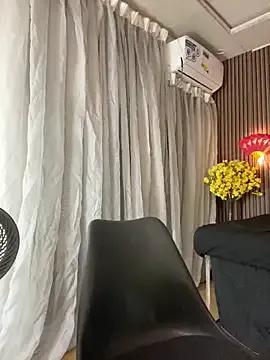 Checkout _Sevy_Delacerna_, zie wants to masturbate for you _Sevy_Delacerna_ from StripChat