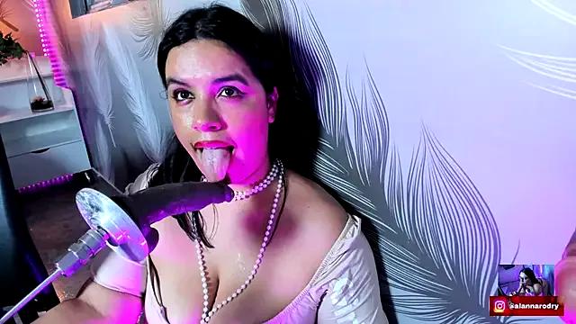 Alanna-sloppy from StripChat