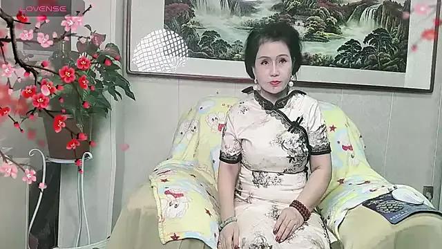 Alisawa on StripChat 