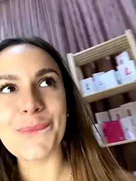 AllaTousNew from StripChat