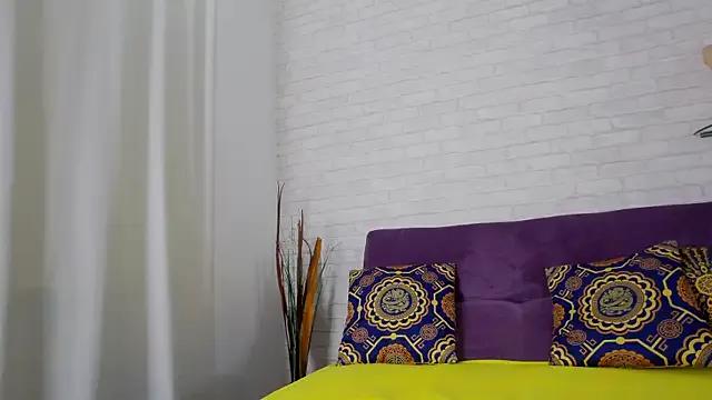 AmaliaMao on StripChat 