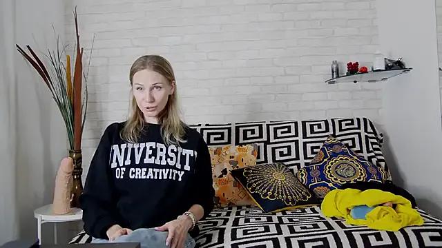 AmaliaMao on StripChat 