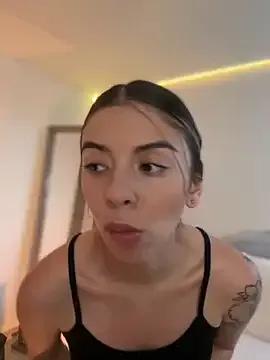 AmmyCollinsW on StripChat 