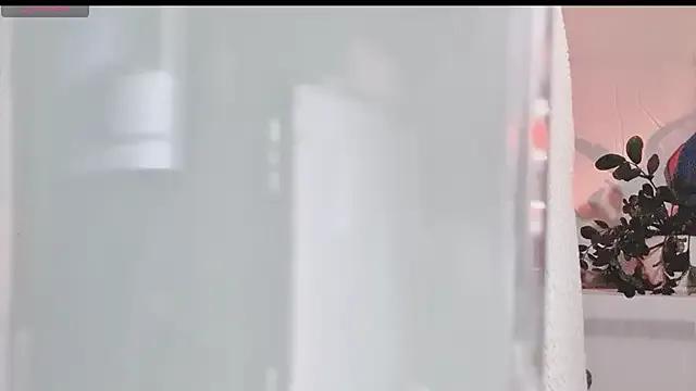 Freechat AngleZii on StripChat