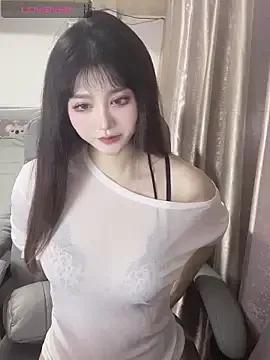 annacc999 on StripChat 