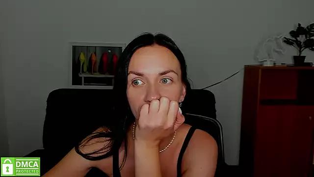 annakillianox on StripChat 