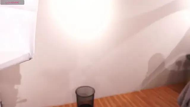 Watch hot escort Ariaa_Isabell Ariaa_Isabell from StripChat