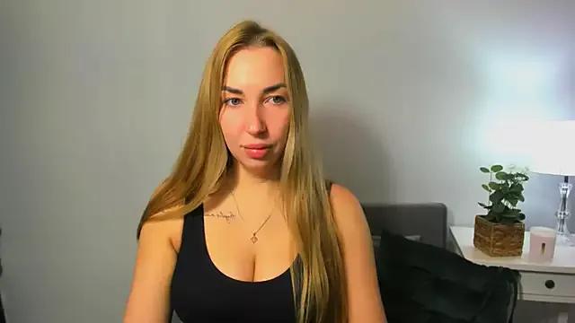 AriaDesire on StripChat 