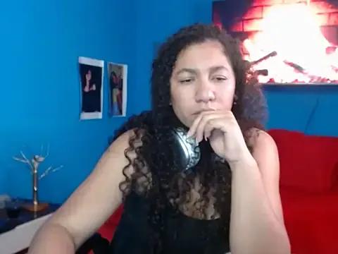 Sweet bellacrespalatina from StripChat bellacrespalatina from StripChat