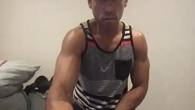 BigGuyMuscle on StripChat 