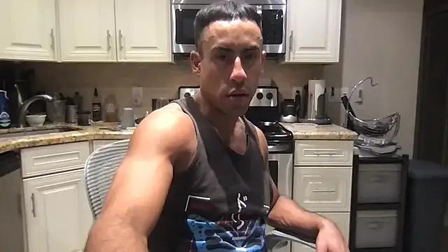 BigGuyMuscle on StripChat 