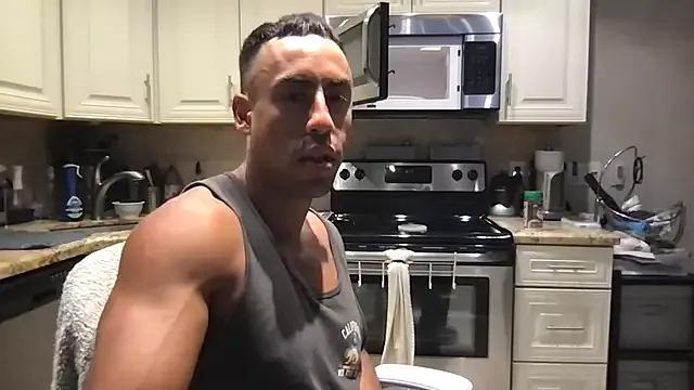 BigGuyMuscle on StripChat 