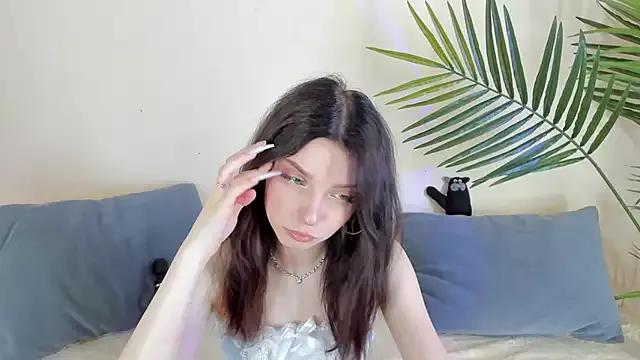 BlackyLii on StripChat 