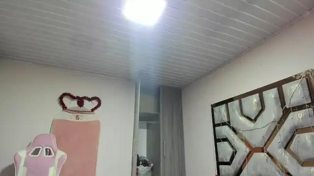 BRITHANY_SPARK on StripChat 