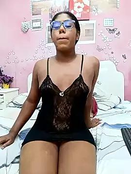 CamilosaOrtega on StripChat 
