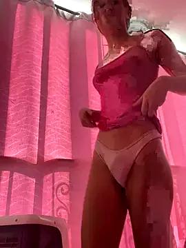 Checkout Caroldirty, zie wants to masturbate for you caroldirty from StripChat