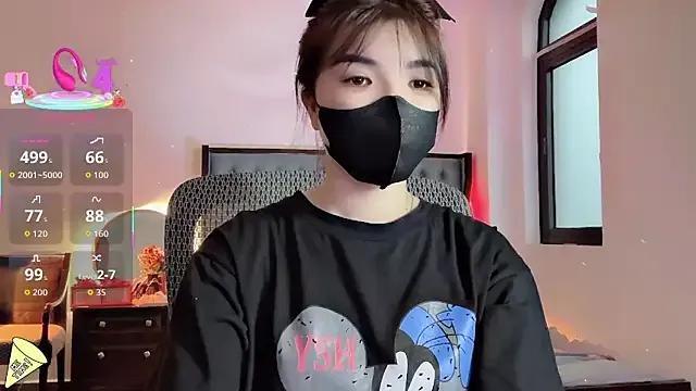 Freechat Caryln-Bun on StripChat