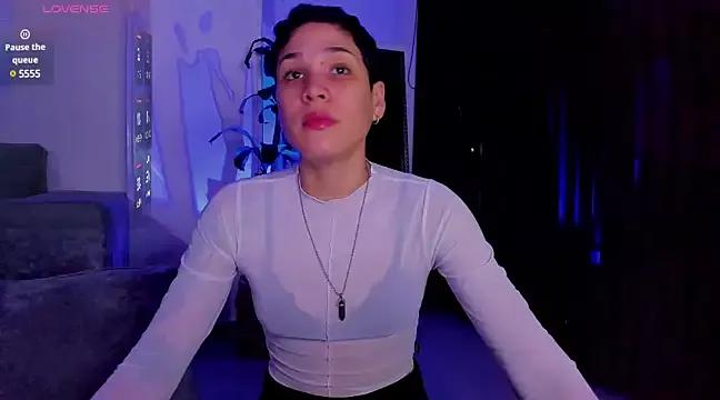 Charlee_pink on StripChat 