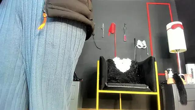 Cute CharlotteScotte wants you to fuck their body now CharlotteScotte from StripChat