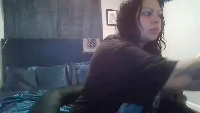 chicanachic13 on StripChat 