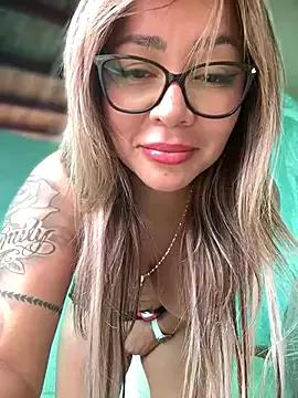 DIANITA_1988 on StripChat 