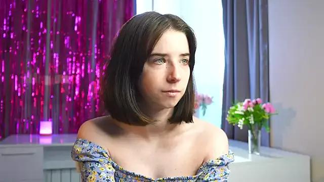 DorisDenmon on StripChat 