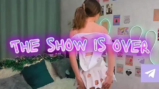Dreamy_Polly on StripChat 