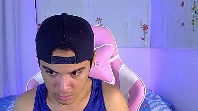edy_play on StripChat 
