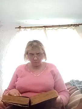 ElenaBeautiful48 on StripChat 
