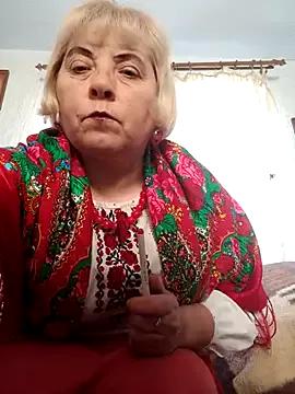 ElenaBeautiful48 on StripChat 