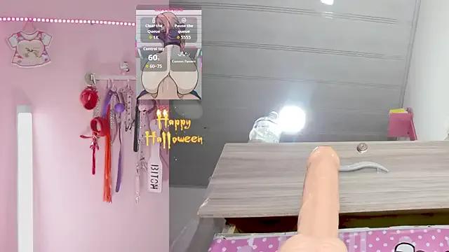 emily_foxxxii from StripChat