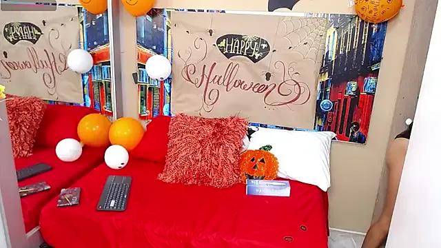 Admire EmilyJonns, she wants to masturbate for you EmilyJonns from StripChat