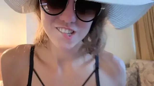 Eveline_Beauty_Kitty on StripChat 