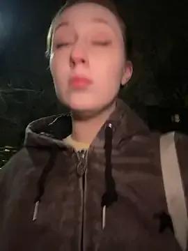 Watch sweet camslut FroggyAnna FroggyAnna from StripChat