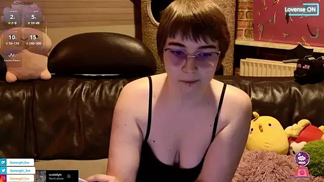 Freechat GamerGirl_Eve on StripChat