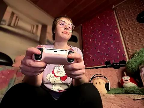 Freechat GamerGirl_Eve on StripChat