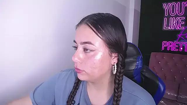 Georgina_1t on StripChat 