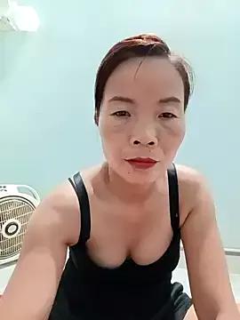 Harmony92 on StripChat 