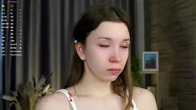 HildaFerrett on StripChat 