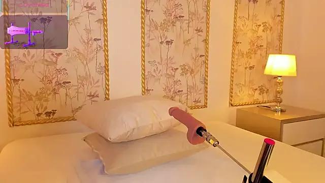 iris_violeta on StripChat 