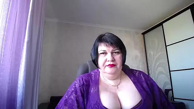 JuicyLady_Di on StripChat 