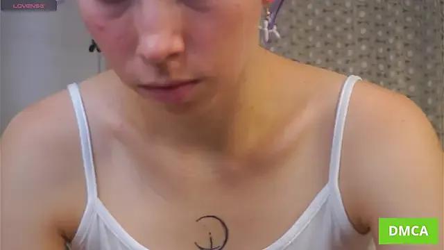 Naked JuliannaWenger wants you to fuck her body now JuliannaWenger from StripChat