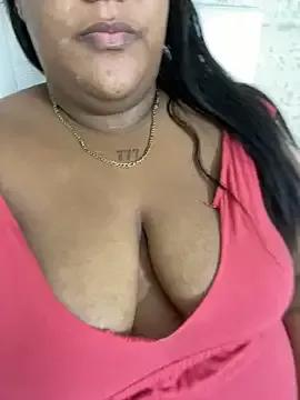 Kayladeepp on StripChat 