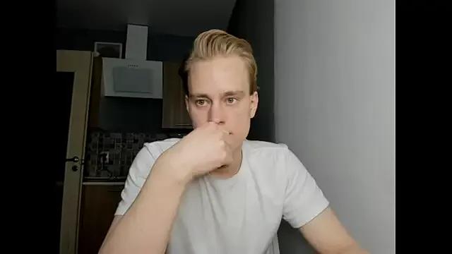 Kevin_Young_Cat on StripChat 