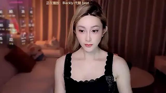 LILIya_11 on StripChat 
