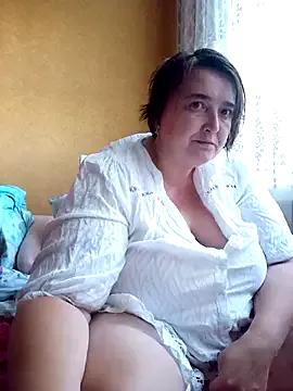 LiluHot on StripChat 