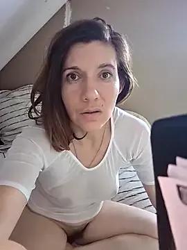 Lina_lou4 on StripChat 