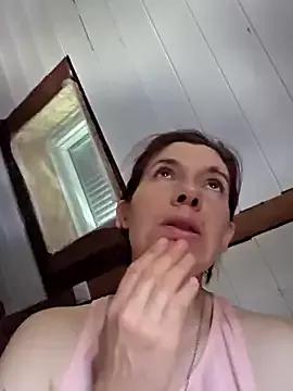 Lina_lou4 on StripChat 